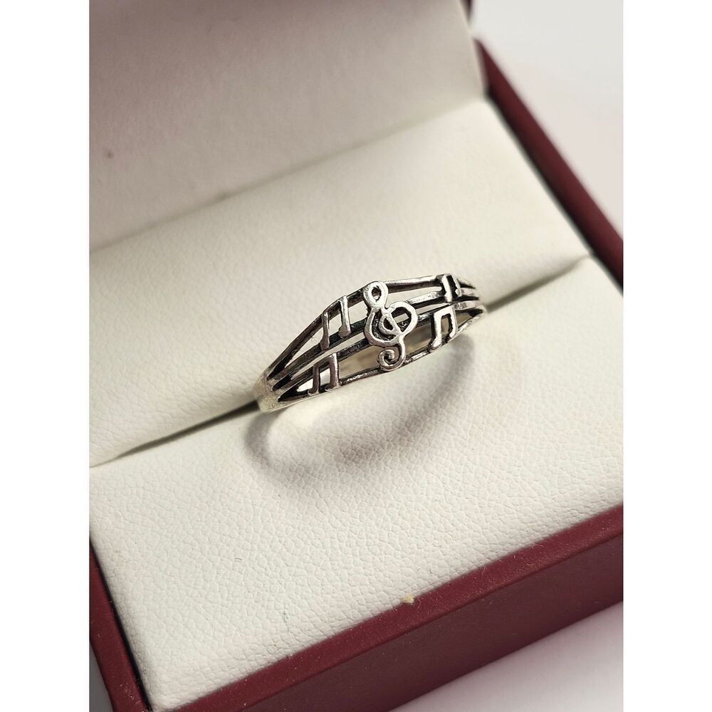 Sterling Silver Musical Note Women’s Ring Size 8.75
